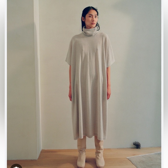 LAUREN MANOOGIAN Turtleneck Caftan Overcast (Pale Grey) size 1 - Picture 5 of 7